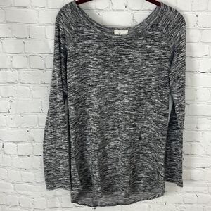 Pen Paper Gray and White Long Sleeve Shirt